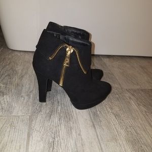 G by guess booties